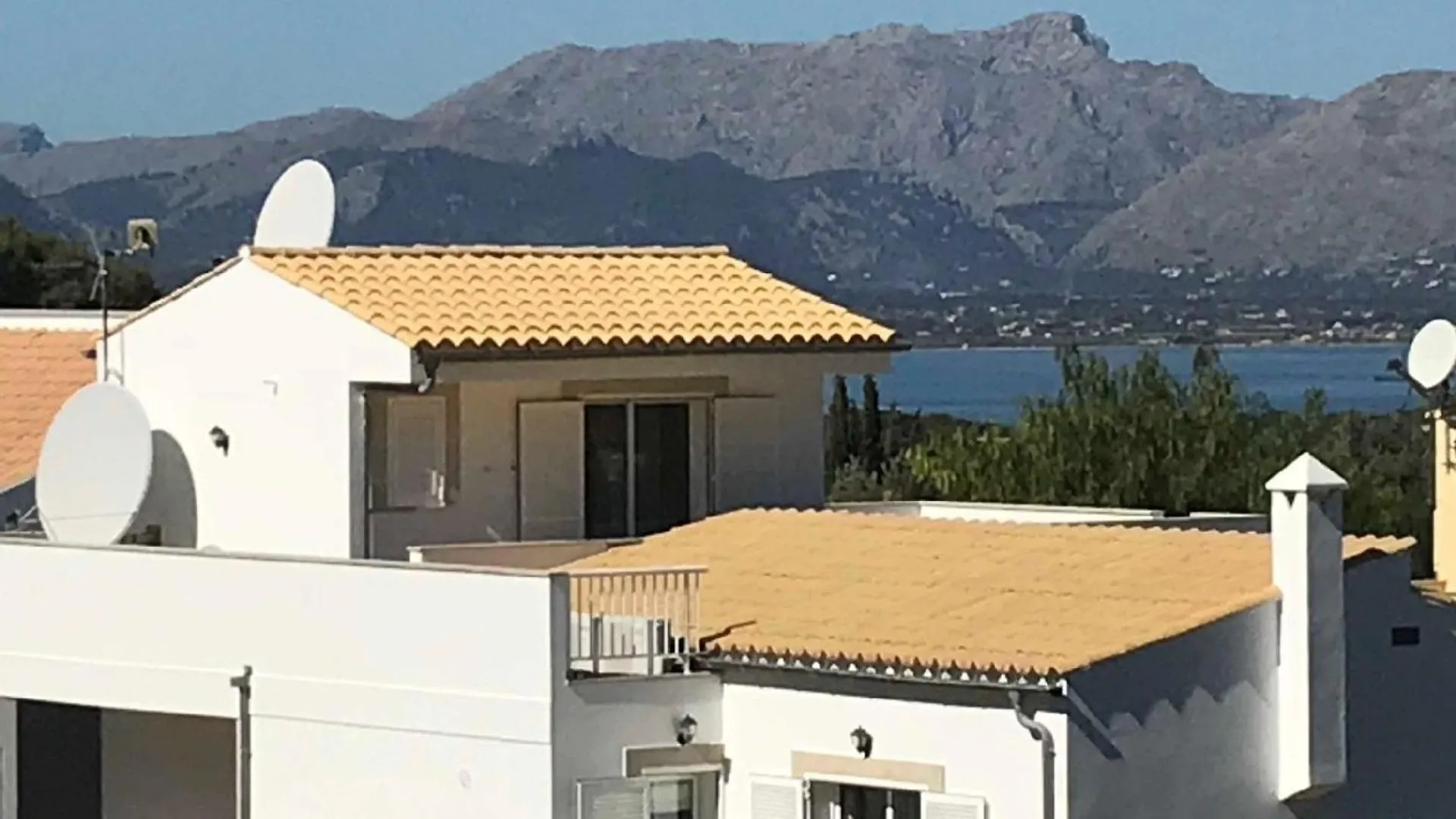 Holiday home Ferienvilla, Mit Pool, Grosser Terrasse Und Atemberaubenden Meerblick U Bergblick Alcudia